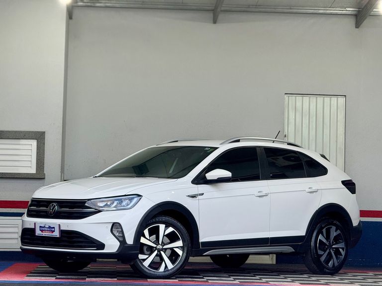 VolksWagen Nivus Highline 1.0 200 TSI Flex Aut.