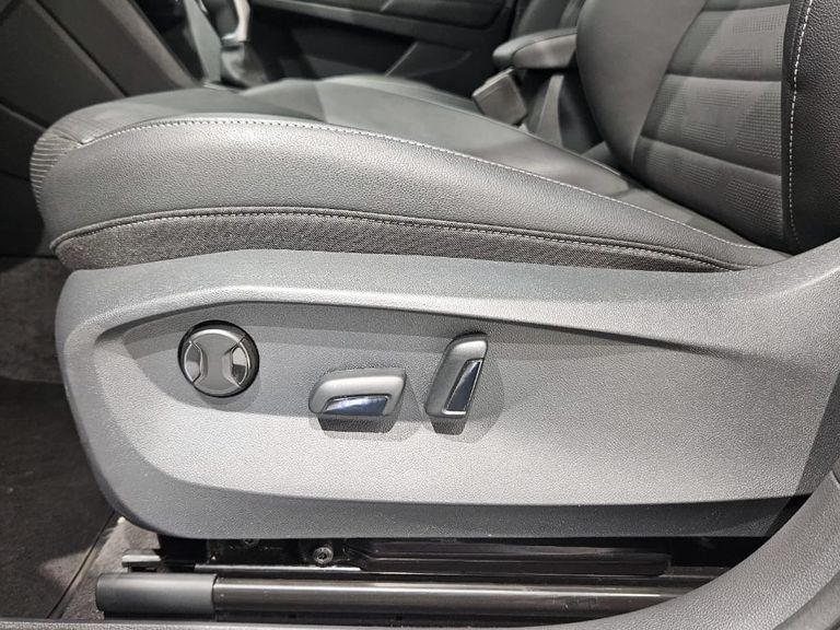 VolksWagen TAOS Highline 1.4 250 TSI Flex Aut.