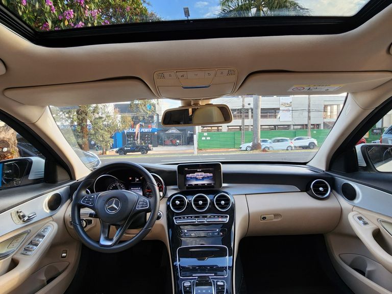 Mercedes C-200 Avantgarde 2.0 TB 16V 184cv Aut.