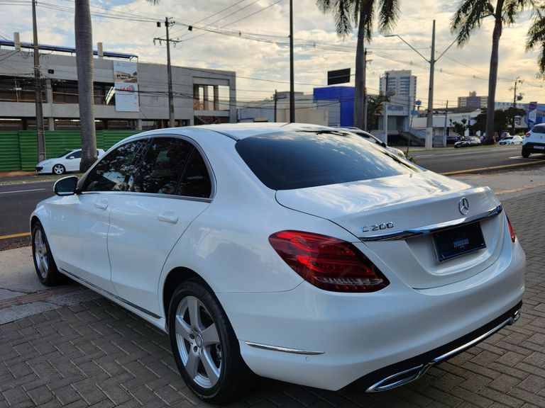 Mercedes C-200 Avantgarde 2.0 TB 16V 184cv Aut.