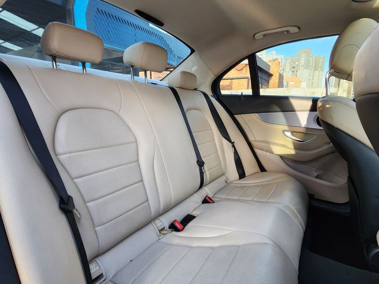 Mercedes C-200 Avantgarde 2.0 TB 16V 184cv Aut.