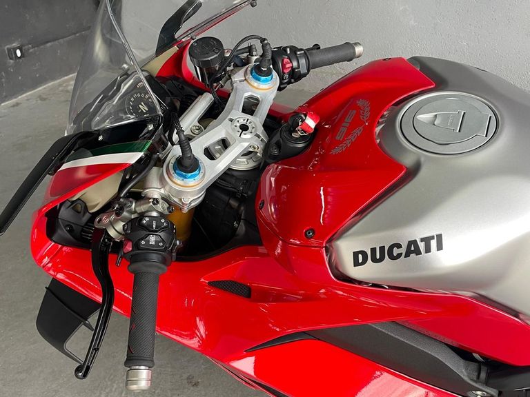 Ducati PANIGALE V4 S
