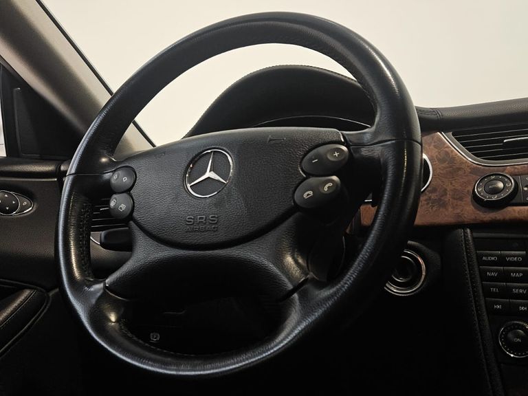 Mercedes CLS-500 V8 24V