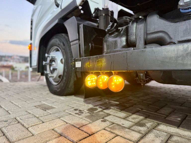 VOLKSWAGEN 11-180 Delivery 2p (diesel)(E5)