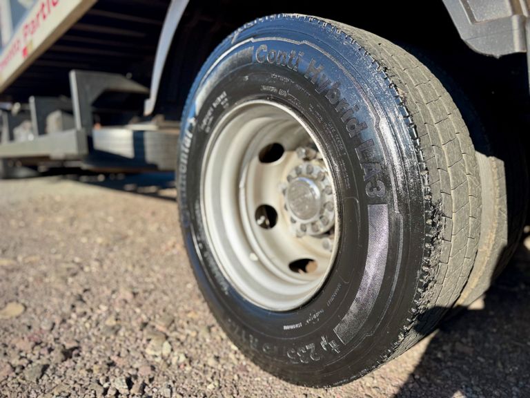 VOLKSWAGEN 11-180 Delivery 2p (diesel)(E5)