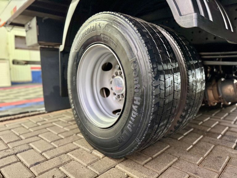 VOLKSWAGEN 11-180 Delivery 2p (diesel)(E5)