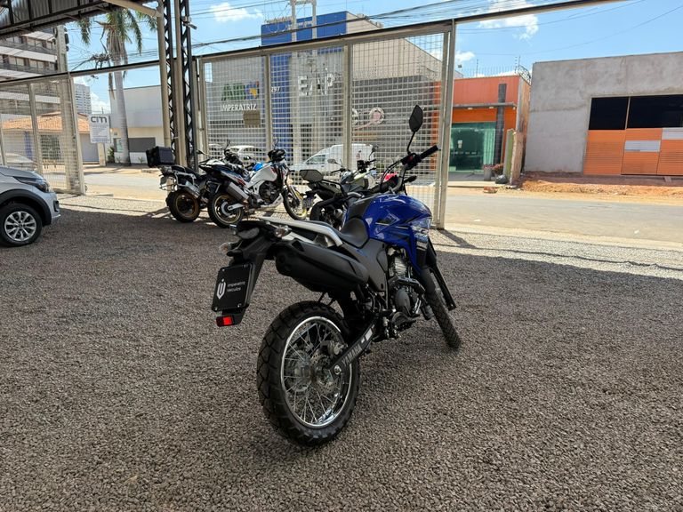 YAMAHA XTZ 250 LANDER 249cc/LANDER BLUEFLEX/ABS