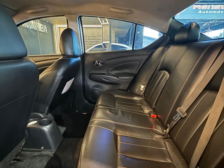 Nissan VERSA SL 1.6 16V FlexStart 4p Mec.