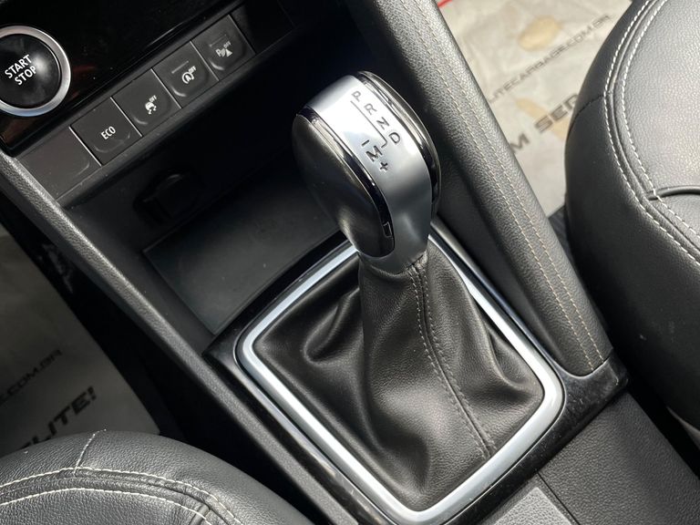 Renault CAPTUR Intense 1.3 TB 16V Flex 5p Aut.