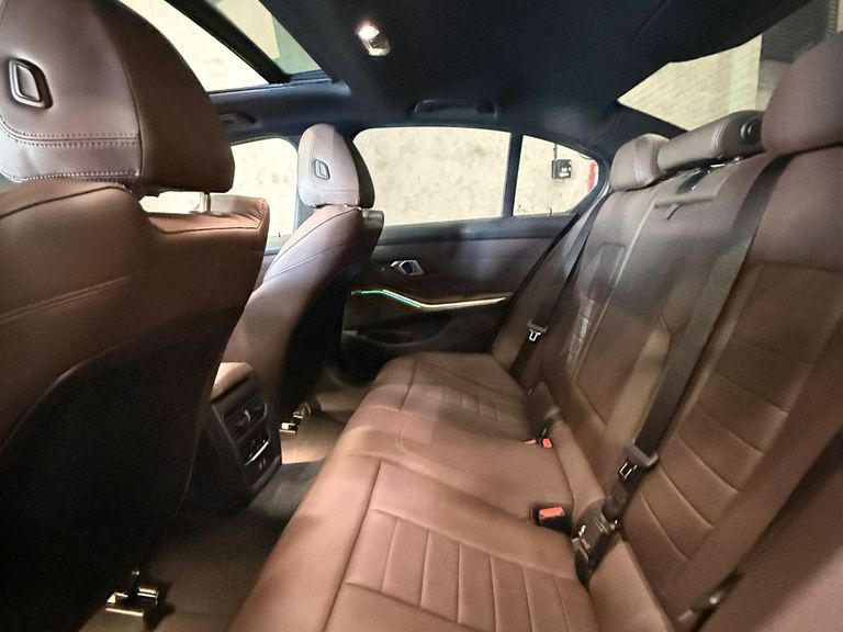 BMW 320iA 2.0 TB M Sport A.Flex/M.Sport 4p