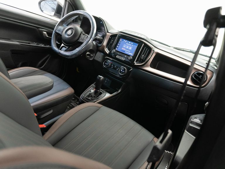 Fiat Strada Ranch 1.3 Flex 8V CD Aut.