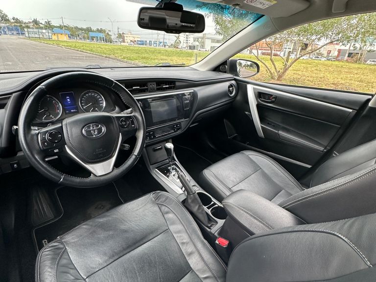 Toyota Corolla XEi 2.0 Flex 16V Aut.