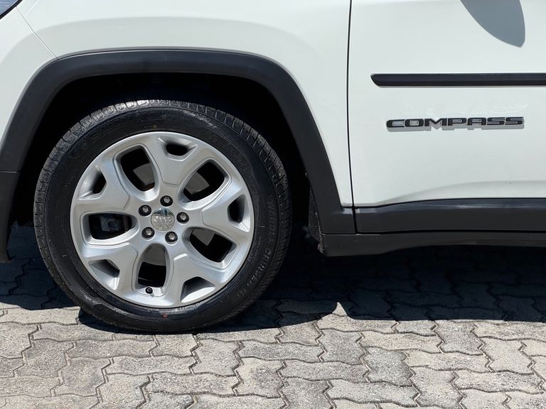 Jeep COMPASS LONGITUDE 2.0 4x2 Flex 16V Aut.