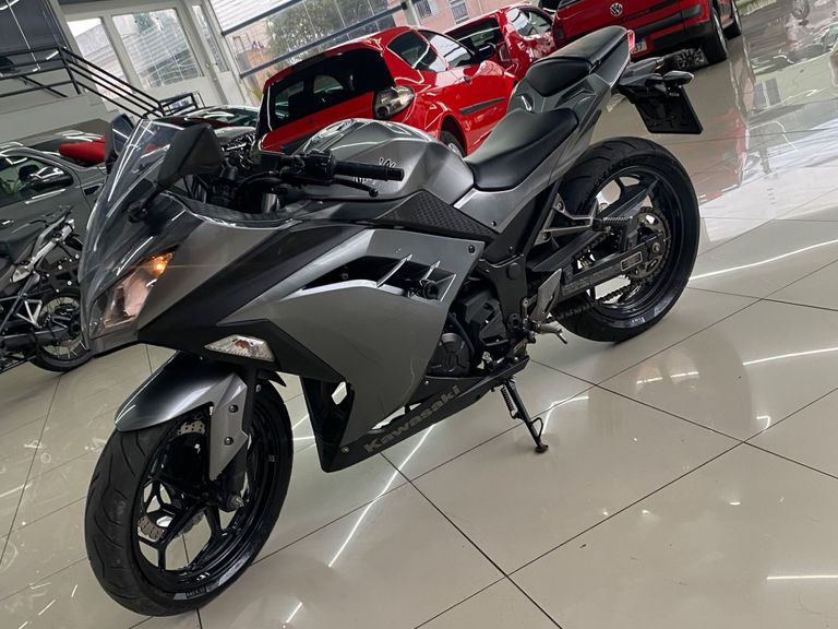 KAWASAKI NINJA 300