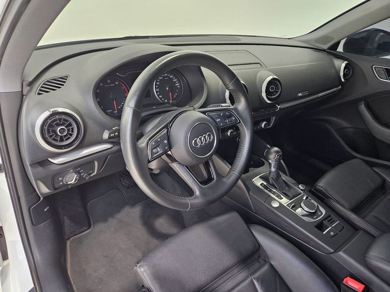Audi A3 Sportb. Prestige Plus 1.4 TFSI S-tron