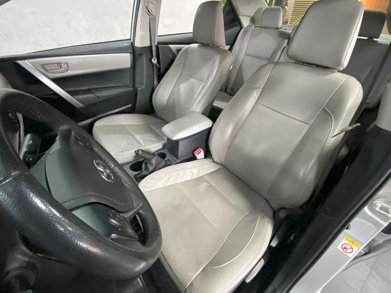 Toyota Corolla XEi 2.0 Flex 16V Aut.