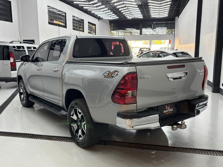 Toyota Hilux CD SRX 4x4 2.8 TDI 16V Diesel Aut.