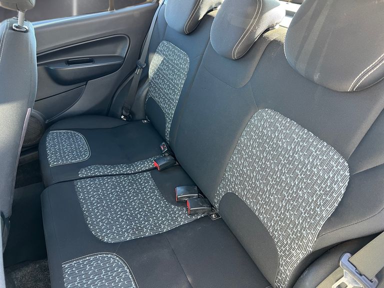 Fiat UNO ATTRACTIVE 1.0 Fire Flex 8V 5p