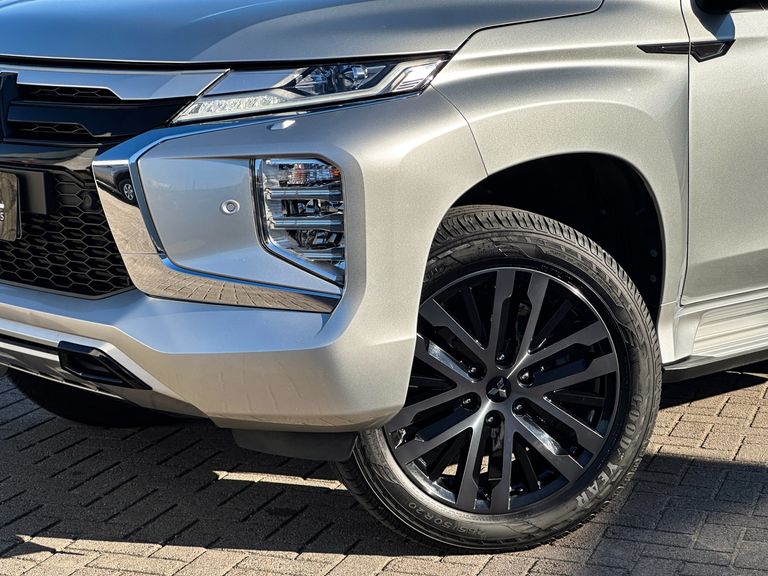 Mitsubishi Pajero Sport Legend 2.4 4x4 Diesel Aut.