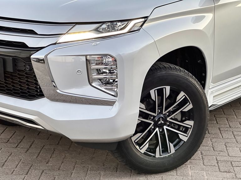 Mitsubishi Pajero Sport HPE 2.4 4x4 Diesel Aut.