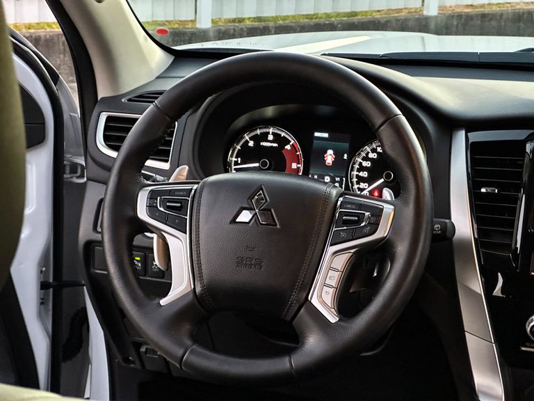 Mitsubishi Pajero Sport HPE 2.4 4x4 Diesel Aut.