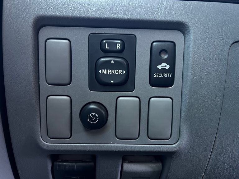 Toyota Hilux CD SRV D4-D 4x4 3.0  TDI Dies