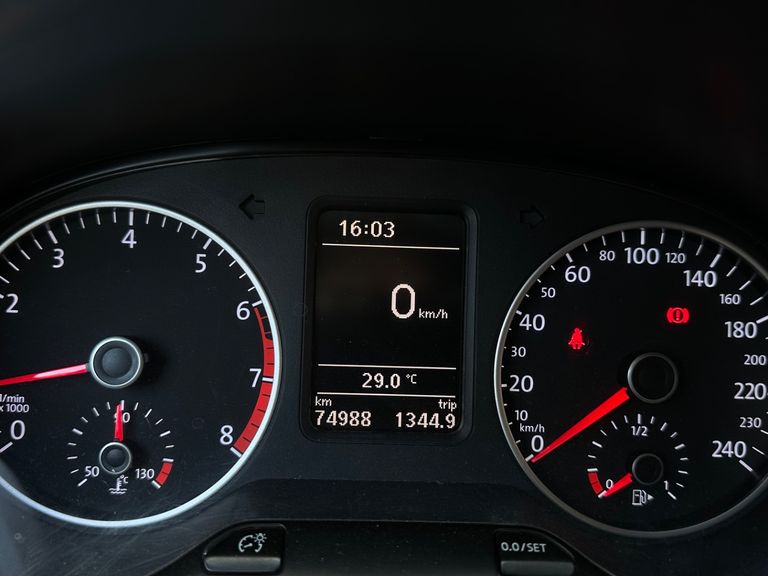 VolksWagen Fox Connect 1.6 Flex 8V 5p
