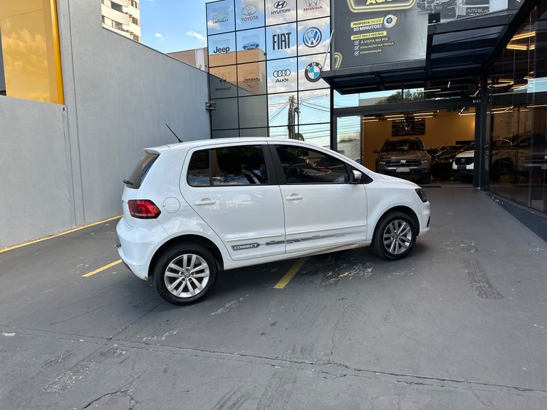 VolksWagen Fox Connect 1.6 Flex 8V 5p