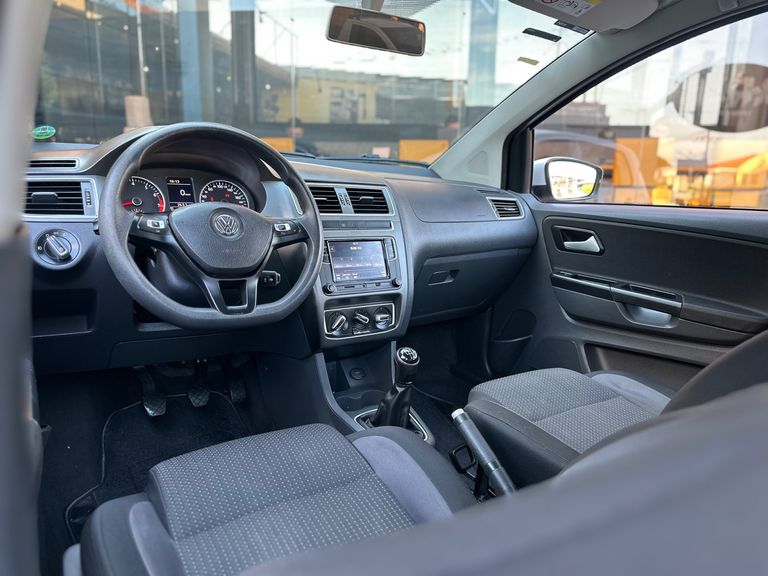 VolksWagen Fox Connect 1.6 Flex 8V 5p