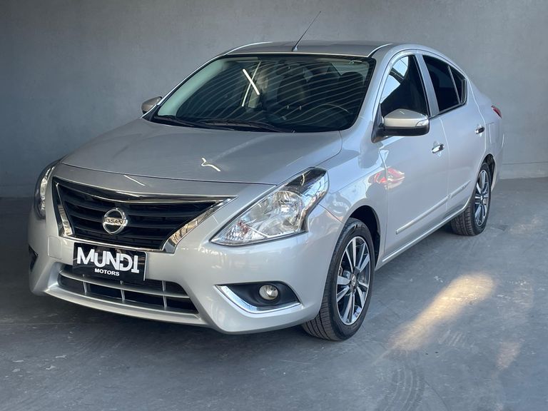 Nissan VERSA UNIQUE 1.6 16V FlexStart 4p Aut.