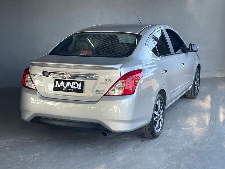 Nissan VERSA UNIQUE 1.6 16V FlexStart 4p Aut.