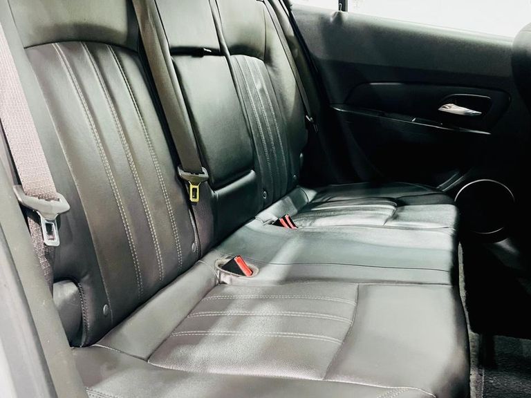 Chevrolet CRUZE LT 1.8 16V FlexPower 4p Aut.
