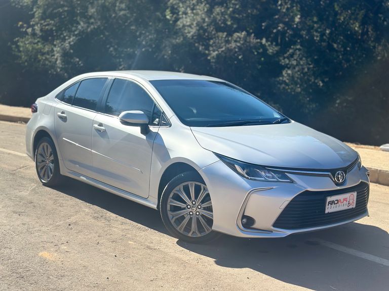 Toyota Corolla XEi 2.0 Flex 16V Aut.