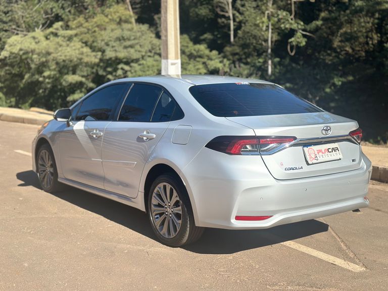 Toyota Corolla XEi 2.0 Flex 16V Aut.
