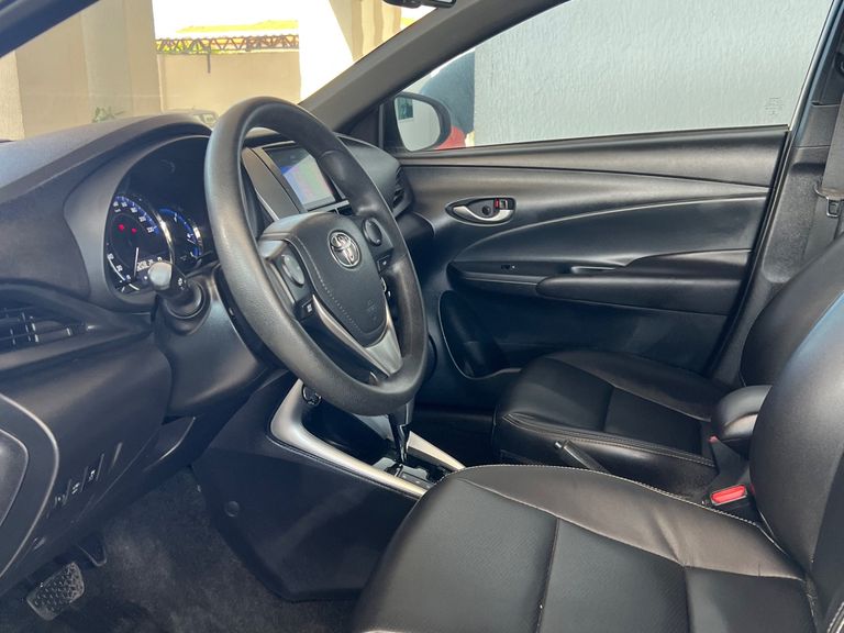 Toyota YARIS XL 1.3 Flex 16V 5p Aut.