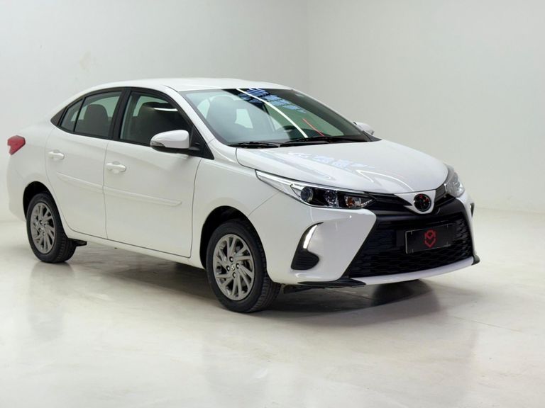 Toyota YARIS XS Sedan 1.5 Flex 16V 4p Aut.