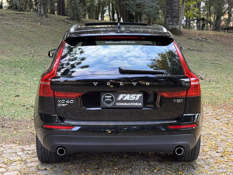 Volvo XC 60 T-5 MOMENTUM 2.0 254cv AWD 5p
