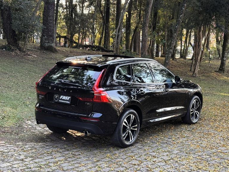 Volvo XC 60 T-5 MOMENTUM 2.0 254cv AWD 5p