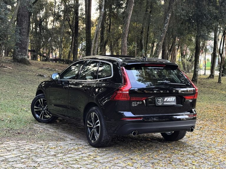 Volvo XC 60 T-5 MOMENTUM 2.0 254cv AWD 5p