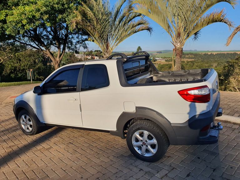 Fiat Strada Freedom 1.4 Flex 8V CD