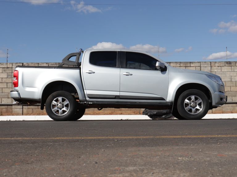 Chevrolet S10 Pick-Up LT 2.8 TDI 4x2 CD Diesel Aut