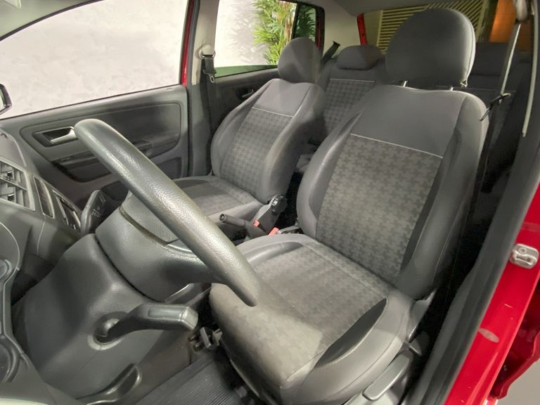 VolksWagen Fox Comfortline 1.0 Flex 8V 5p
