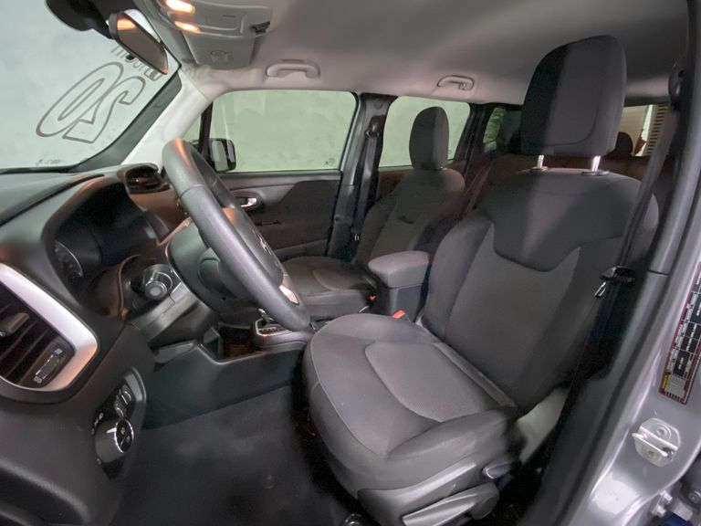 Jeep Renegade Sport 1.8 4x2 Flex 16V Aut.