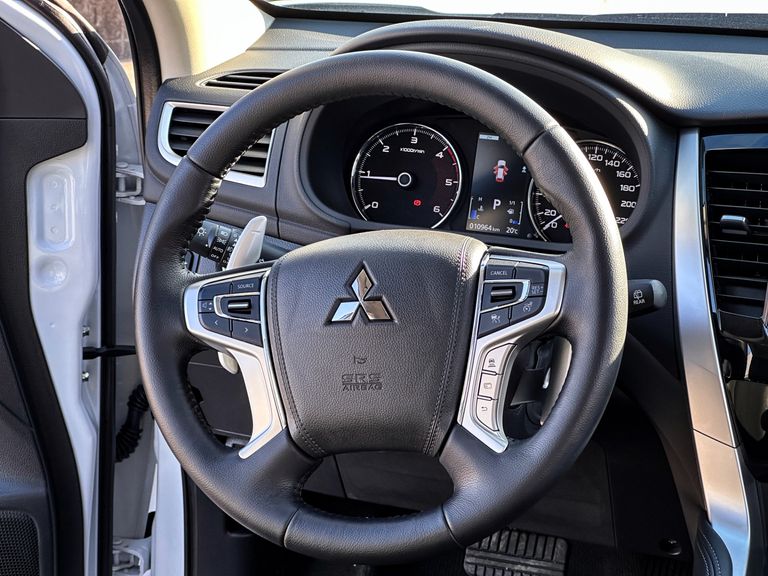 Mitsubishi Pajero Sport HPE-S 2.4  4x4 Diesel Aut.