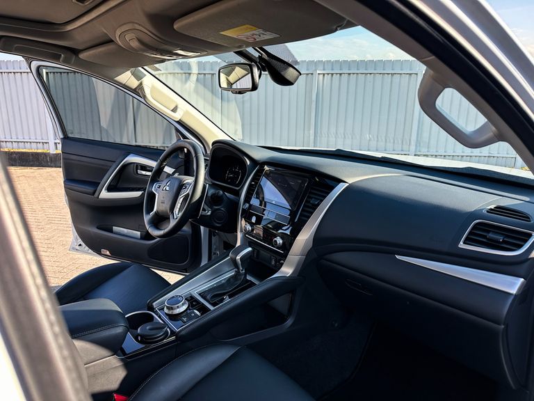 Mitsubishi Pajero Sport HPE-S 2.4  4x4 Diesel Aut.