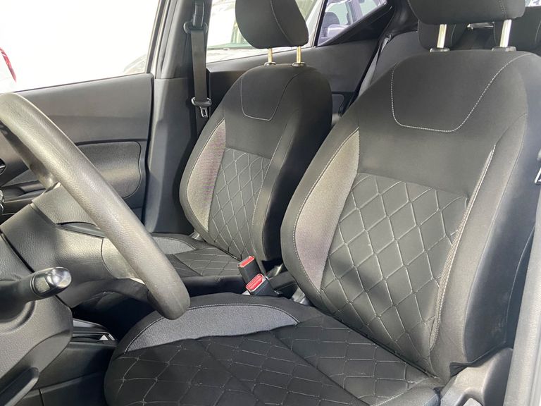 Nissan KICKS S Direct 1.6 16V Flex 5p Aut.