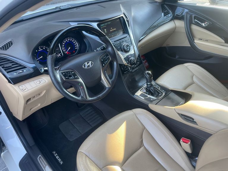 Hyundai AZERA 3.0 V6 24V 4p Aut.