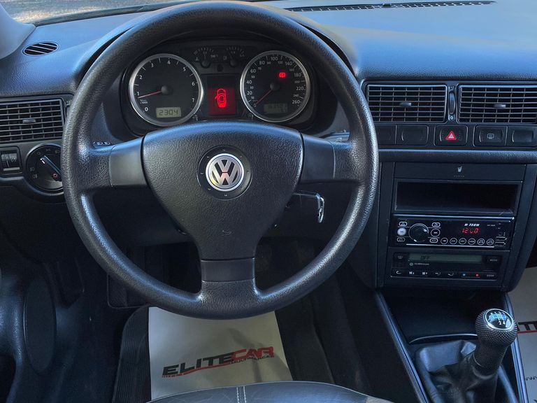 VolksWagen Golf Sportline 1.6 Mi Total Flex 8V 4p