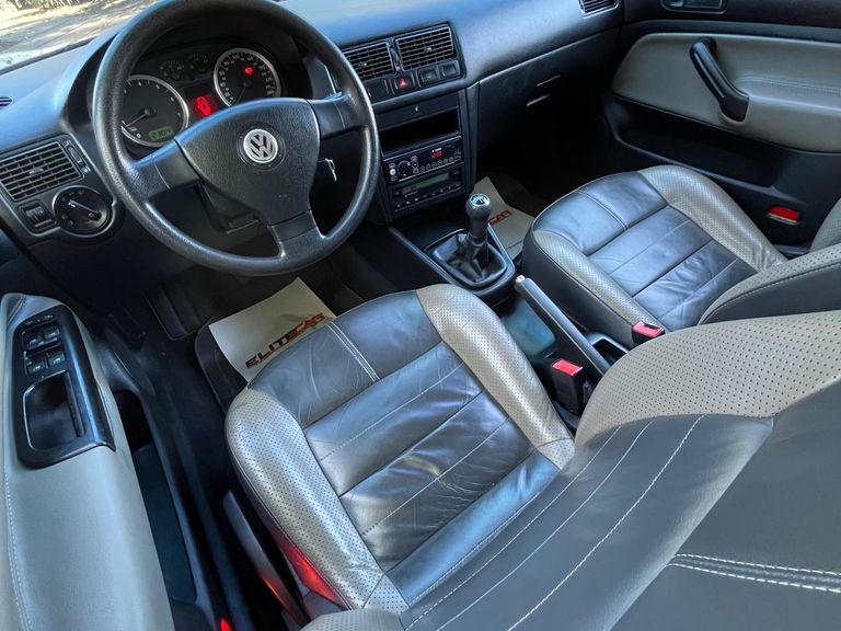 VolksWagen Golf Sportline 1.6 Mi Total Flex 8V 4p