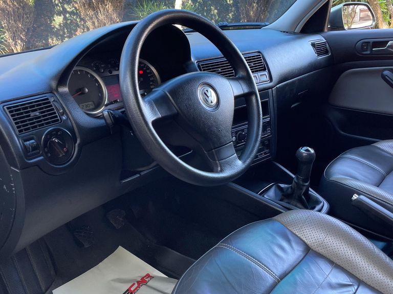 VolksWagen Golf Sportline 1.6 Mi Total Flex 8V 4p